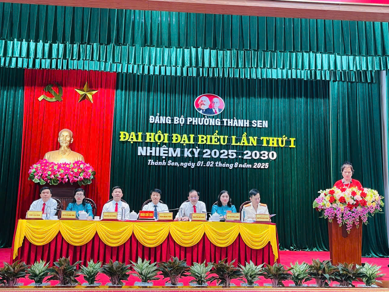 Đảng bộ phường Thành Sen khai mạc phiên thứ Nhất Đại hội Đại biểu lần thứ I, nhiệm kỳ 2025-2030