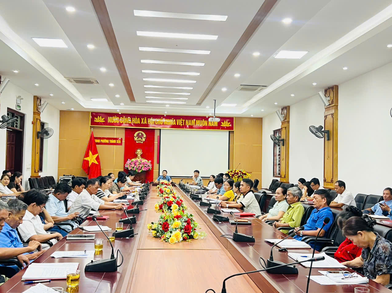 UBND phường Thành Sen tổ chức Hội nghị triển khai công tác phòng, chống dịch bệnh trên cây trồng và vật nuôi