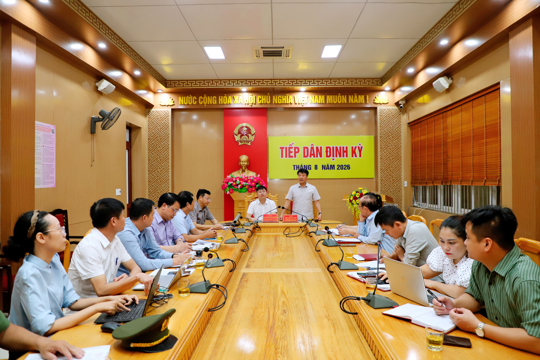 Lãnh đạo phường Thành Sen tiếp công dân định kỳ thàng 8/2026