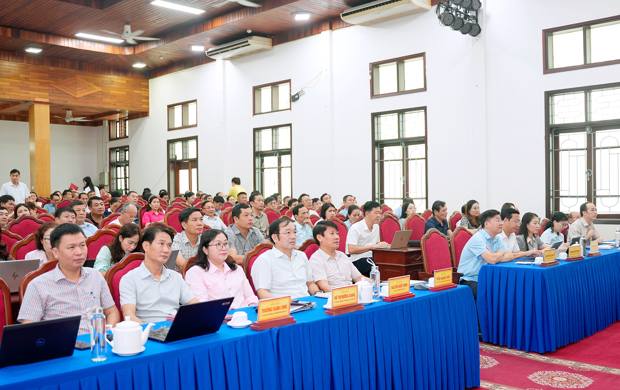 Đảng bộ phường Thành Sen tham gia hội nghị quán triệt, triển khai thực hiện Nghị quyết Trung ương 4