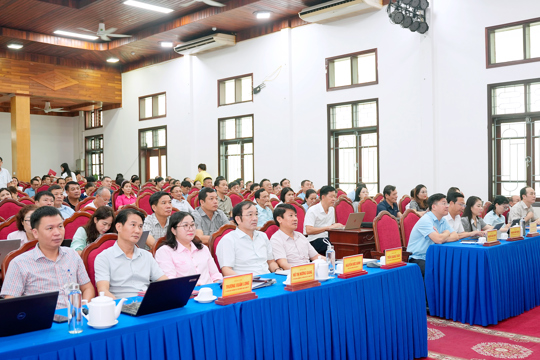 Đảng bộ phường Thành Sen tham gia hội nghị quán triệt, triển khai thực hiện Nghị quyết Trung ương 4