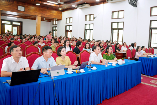 Phường Thành Sen tập huấn về kiến thực vệ sinh an toàn thực phẩm cho các cơ sở sản xuất kinh doanh, chế biến thực phẩm