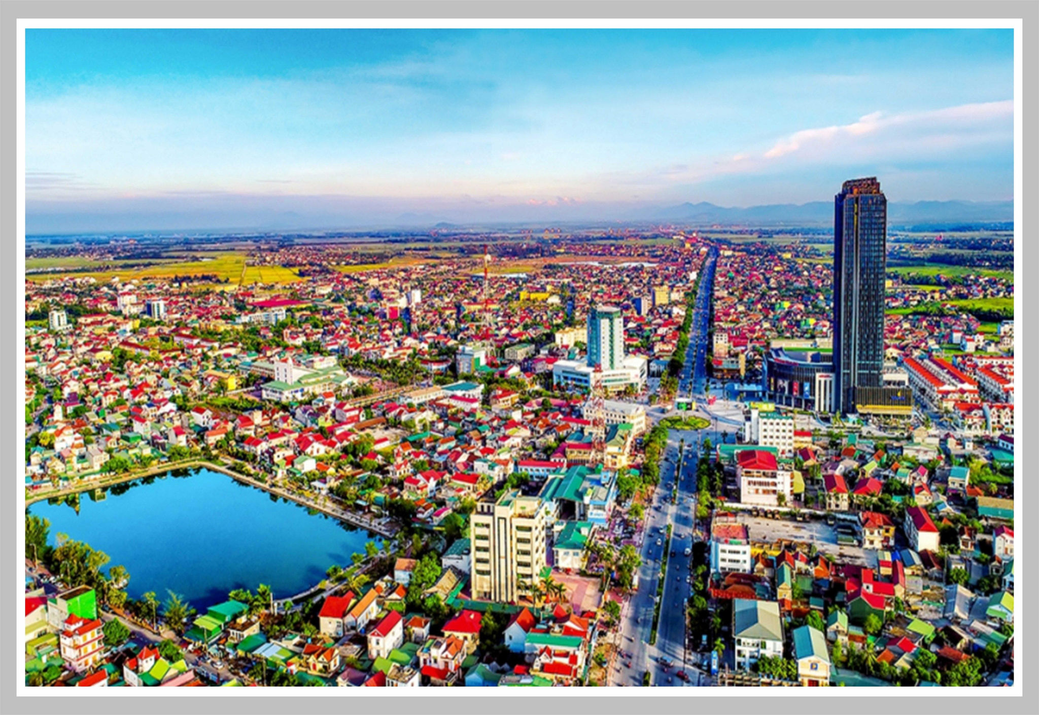 Hà Tĩnh – 195 năm một chặng đường lịch sử, 35 năm một chặng đường phát triển