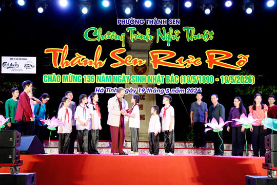 Đặc sắc Chương trình nghệ thuật “Thành Sen rực rỡ”
